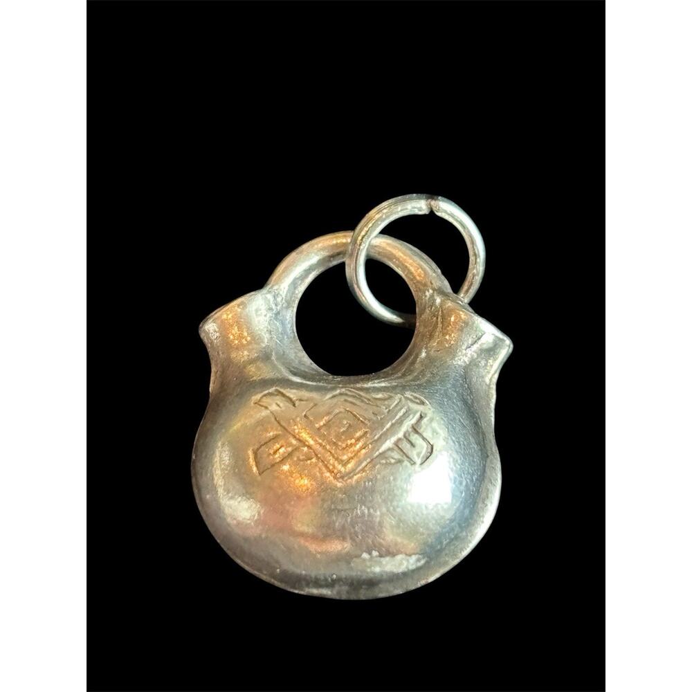 Vtg Sterling Silver Southwestern Native American Wedding Vase Charm Pendant 925